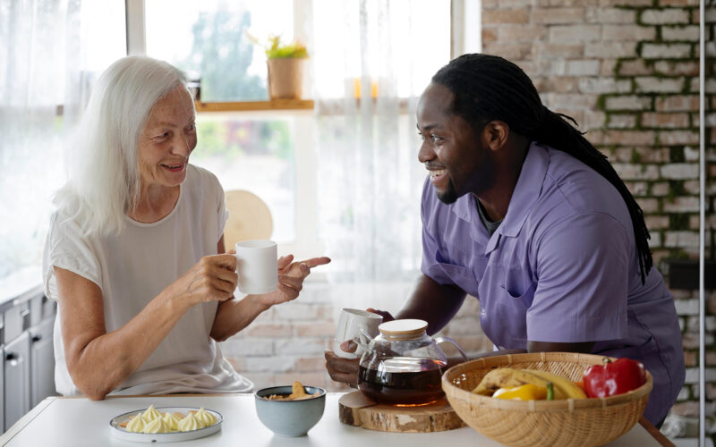 Dealing with Dysphagia: Mealtime Tips for Parkinson’s Care